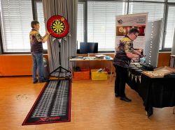 Stand1