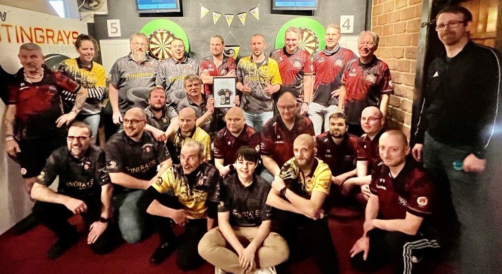 Die Dartpiraten🏴☠ des FC St Pauli entern den Rochen